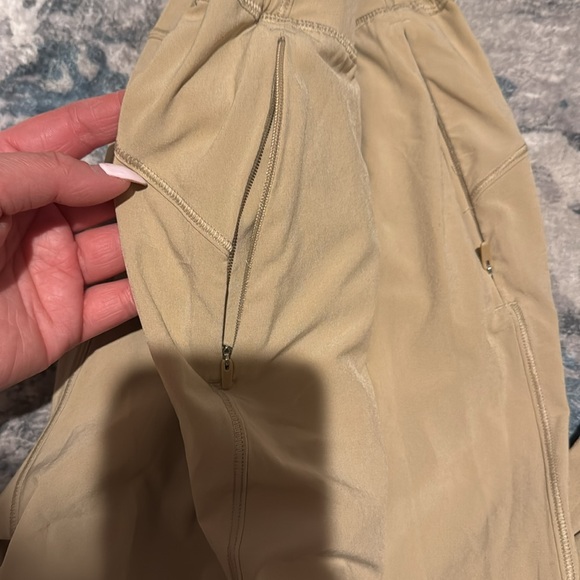 Lululemon Joggers - Picture 3 of 4